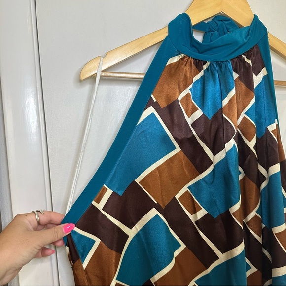 Marianne Y2K Geometric Halter Top. Size: 1X. Blue and Brown. - Picture 2 of 6